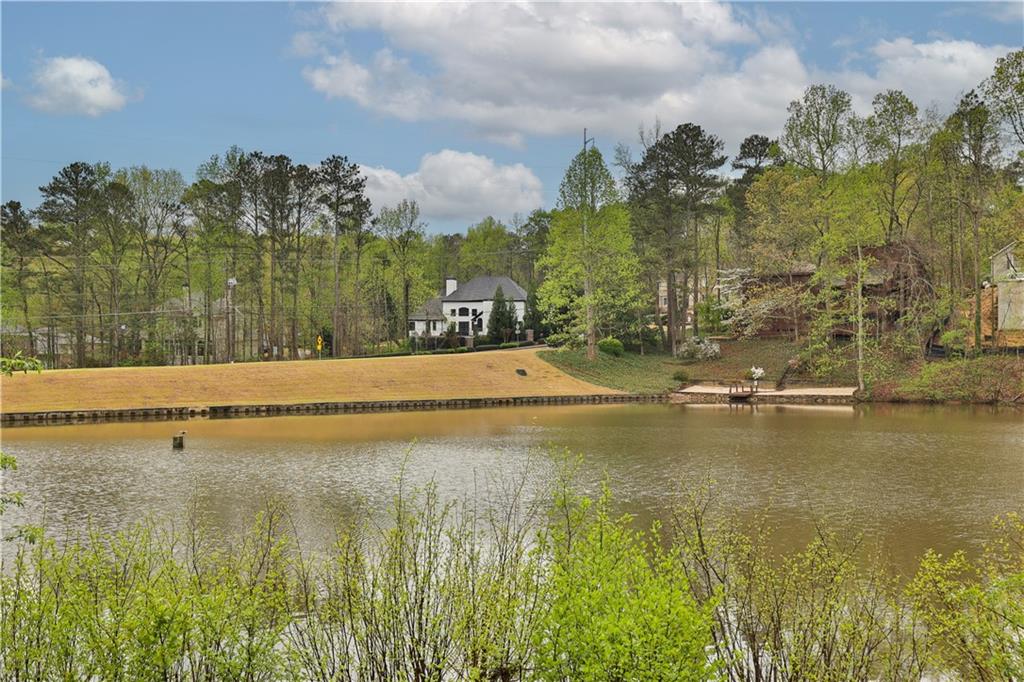 4016 Loch Highland Pass NE