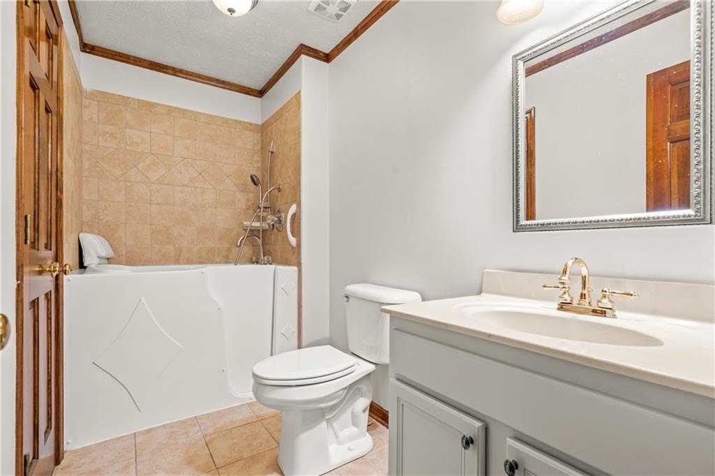 4827 Glenwhite Drive