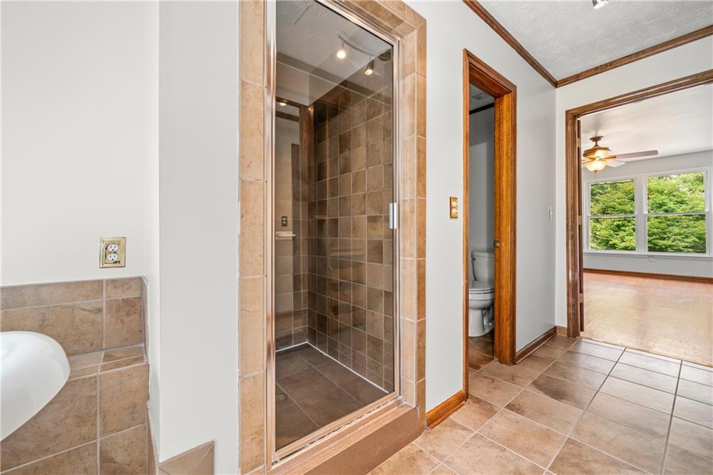 4827 Glenwhite Drive