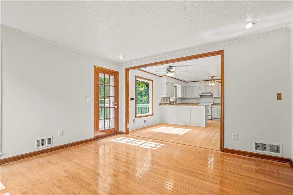 4827 Glenwhite Drive