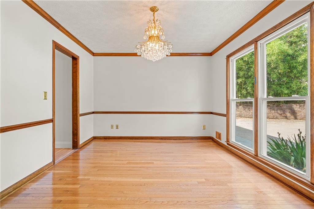 4827 Glenwhite Drive