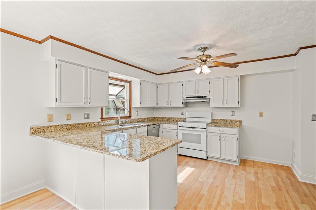 4827 Glenwhite Drive