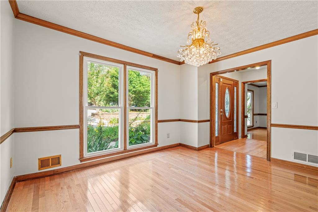 4827 Glenwhite Drive