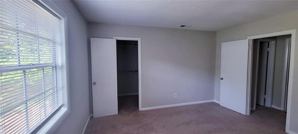 1367 Kingsgate Drive