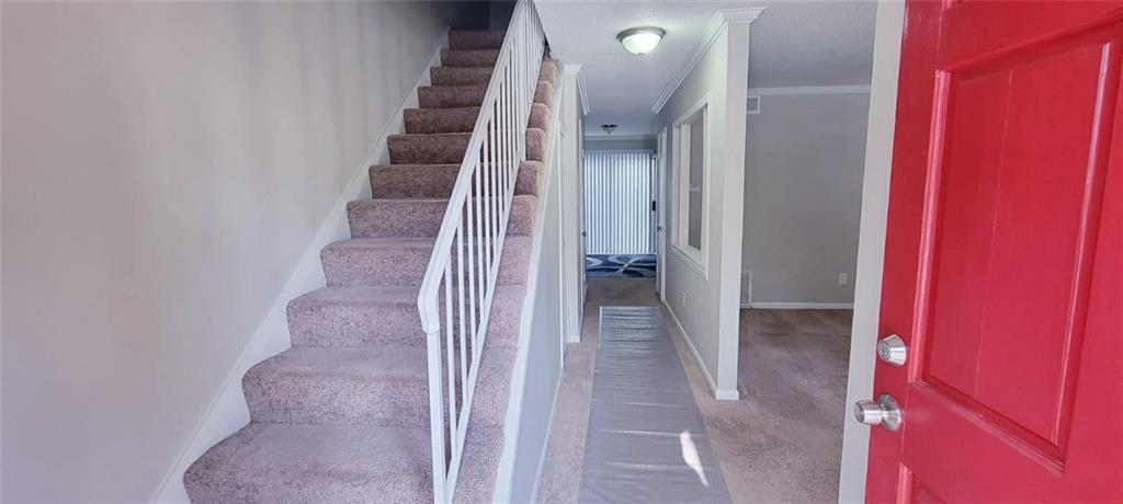 1367 Kingsgate Drive