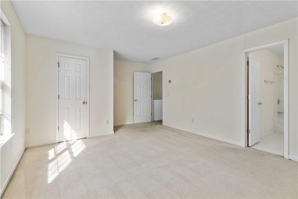 1516 Parc Main Street