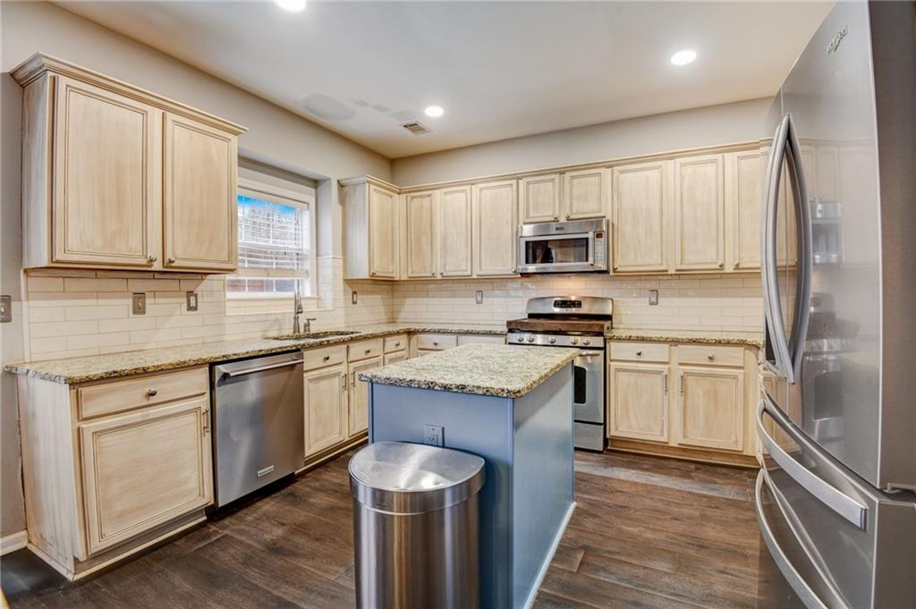 5205 Oak Hill Terrace