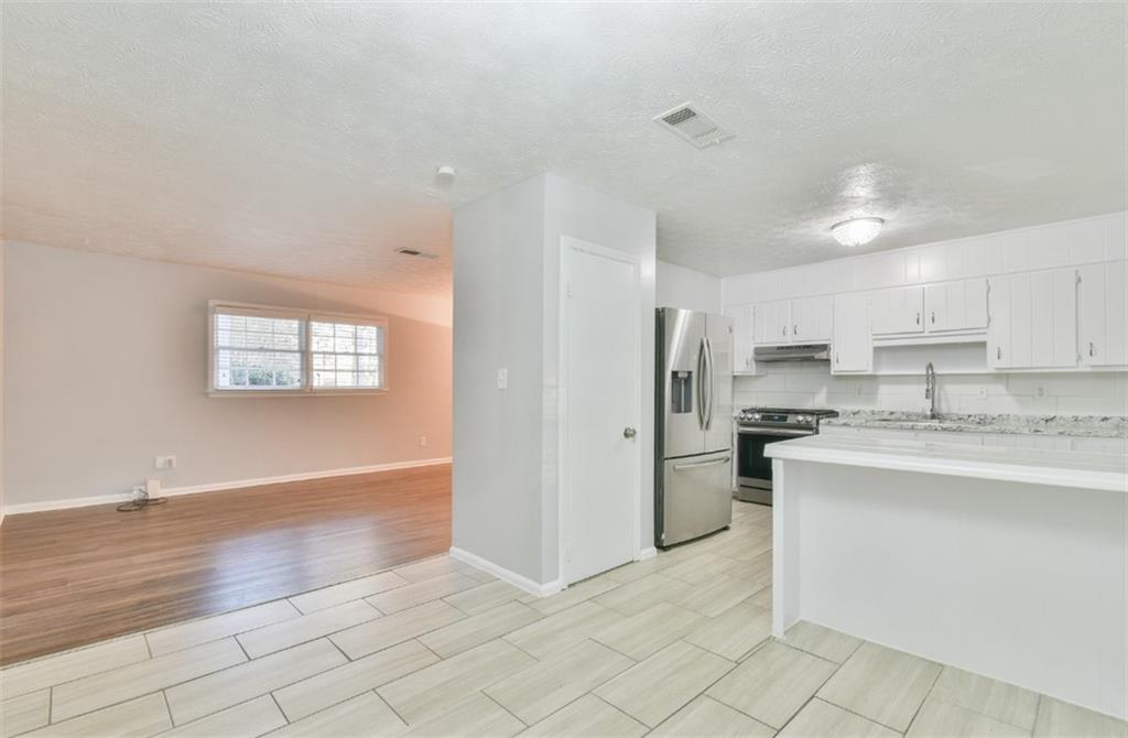 2863 Deshong Drive