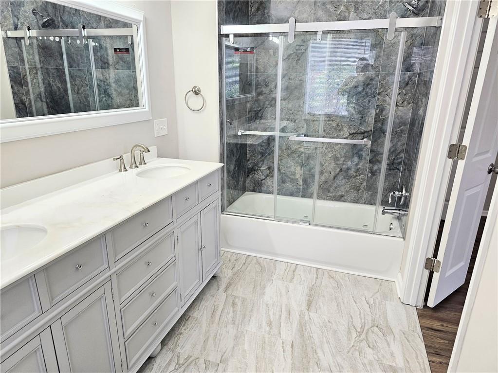 2829 Cobb Place Manor Court