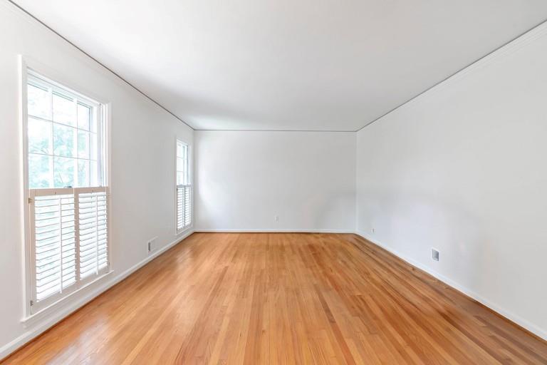 304 River Valley Road