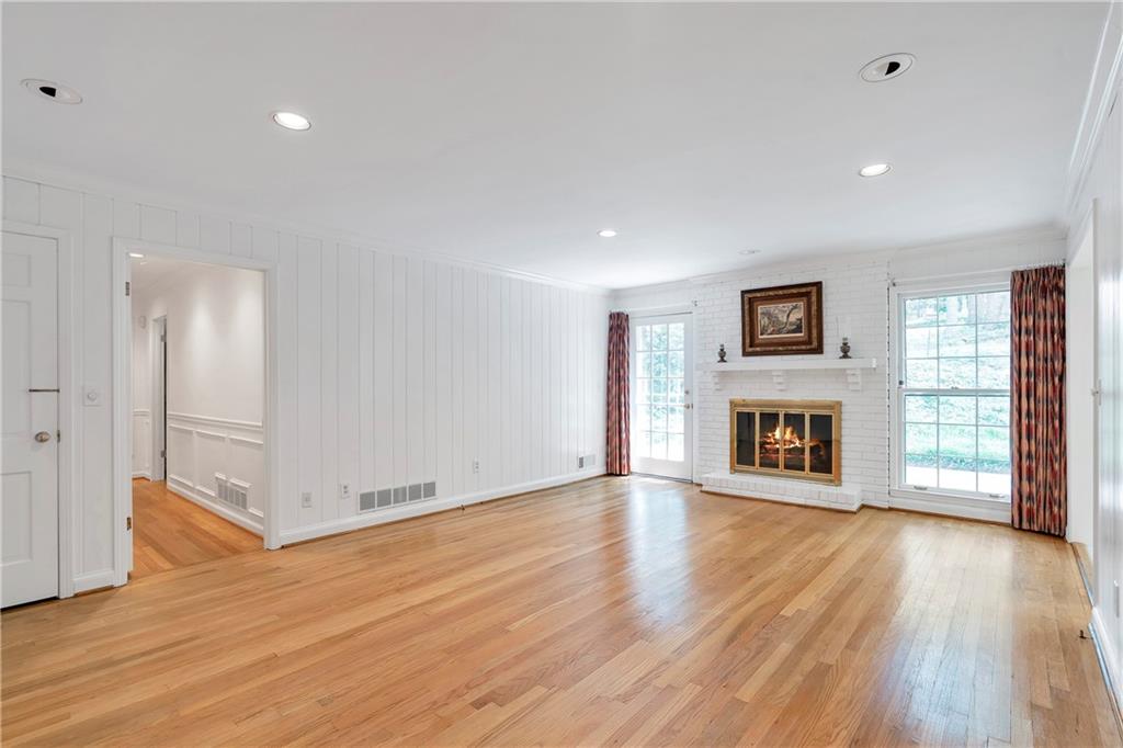 304 River Valley Road