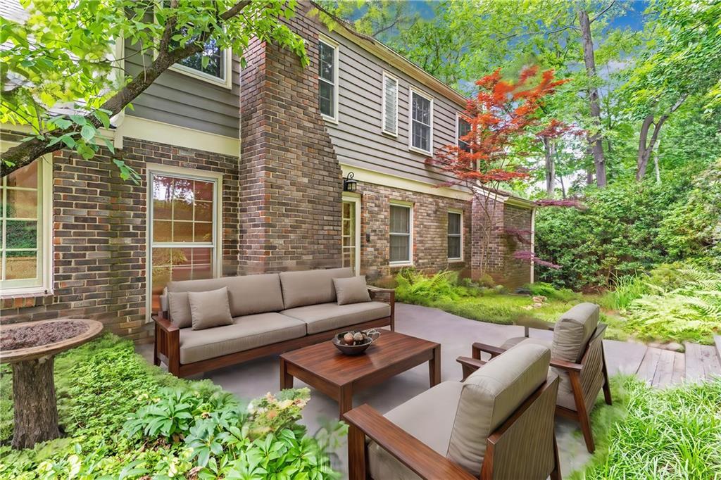 304 River Valley Road