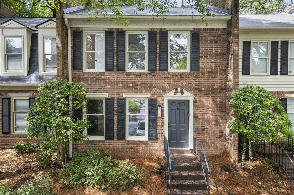 9 Pendleton Place NE