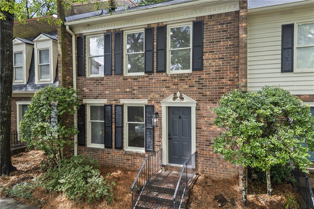 9 Pendleton Place NE