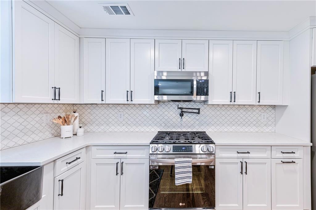 2525 Ashbourne Drive