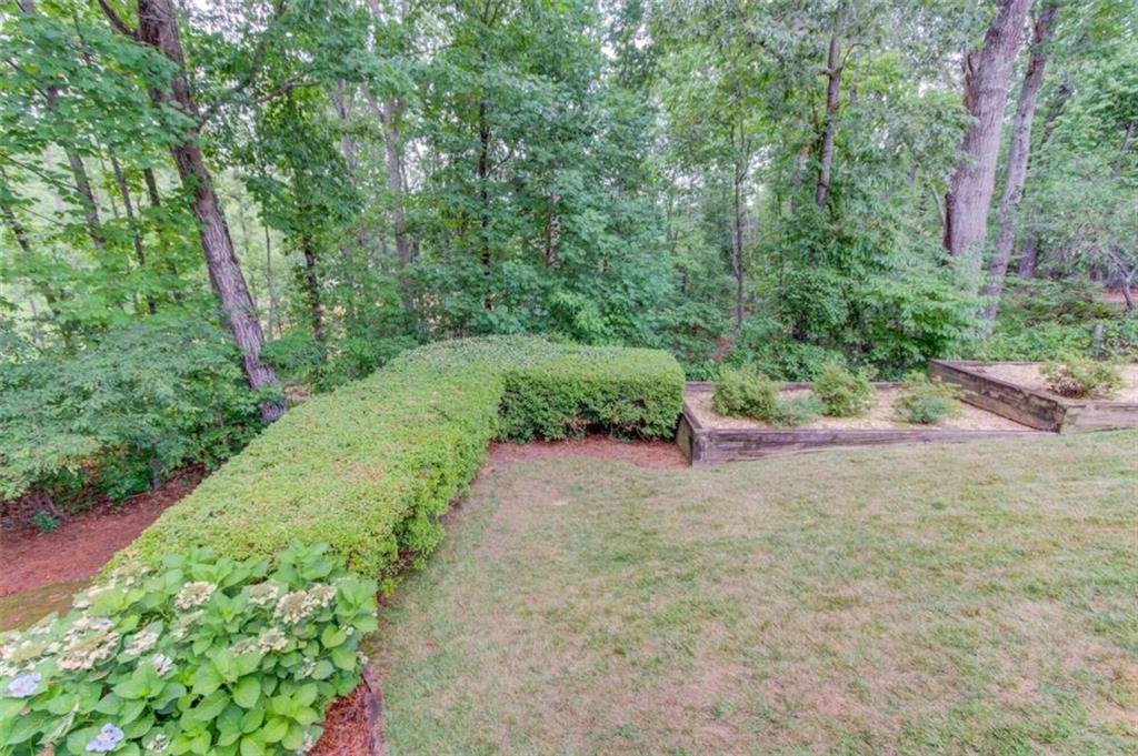 2358 E Maddox Road