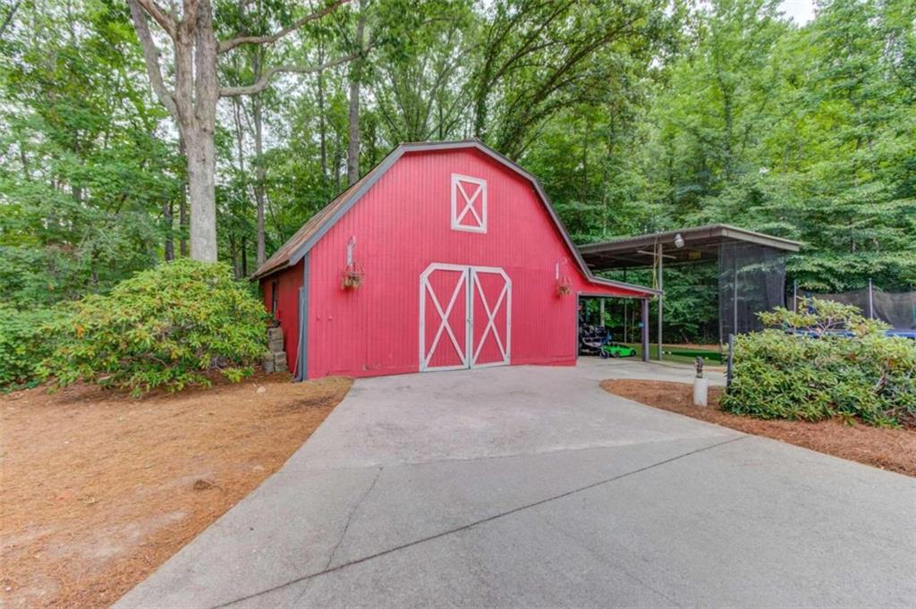 2358 E Maddox Road