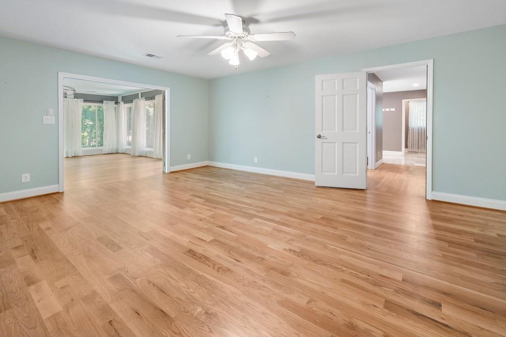 2383 Riverglenn Circle