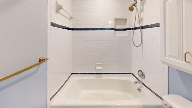 2383 Riverglenn Circle