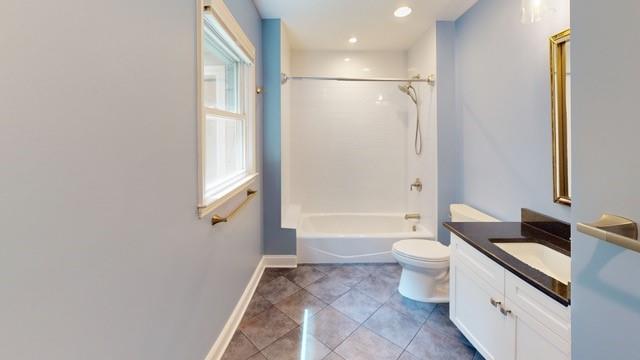 2383 Riverglenn Circle