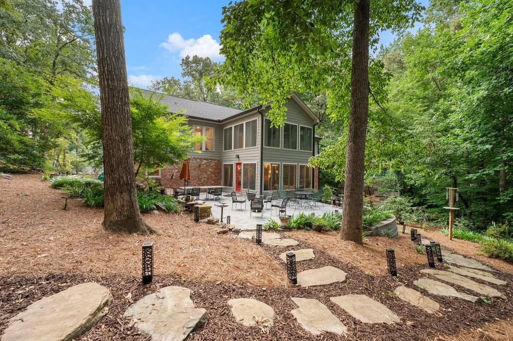 2383 Riverglenn Circle