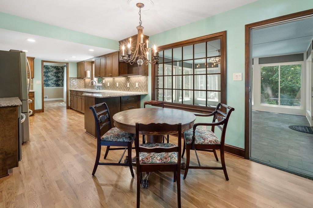 2383 Riverglenn Circle