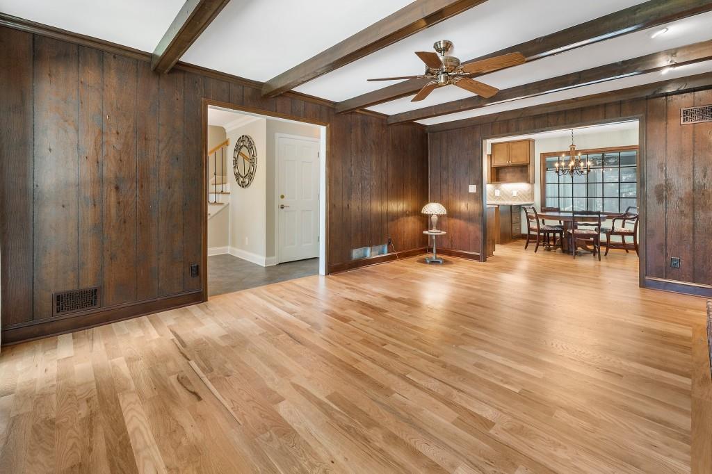 2383 Riverglenn Circle