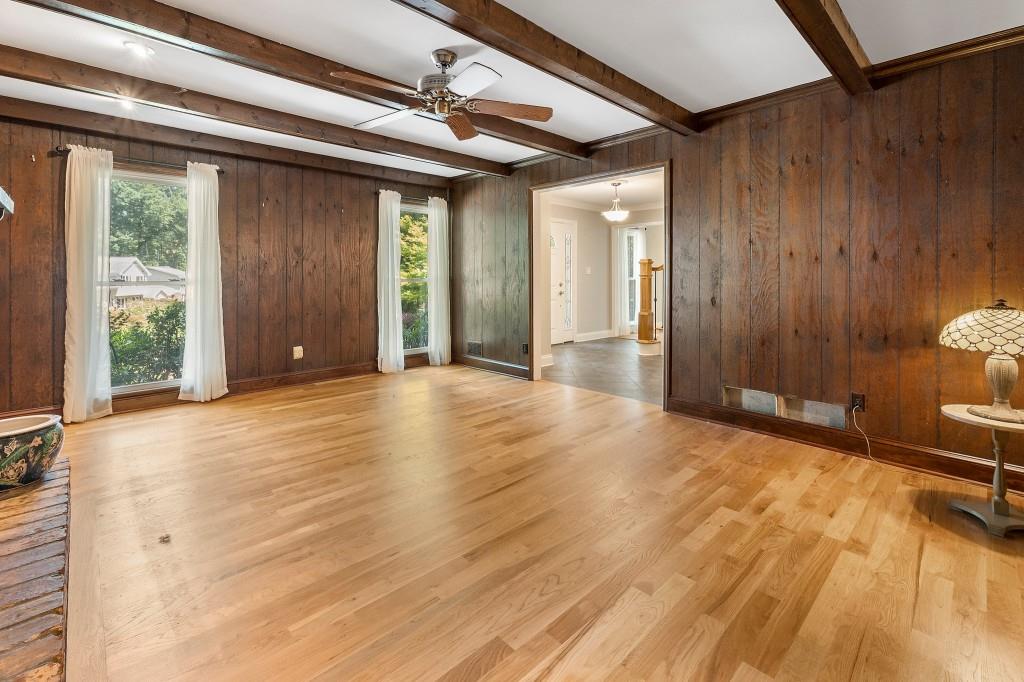 2383 Riverglenn Circle