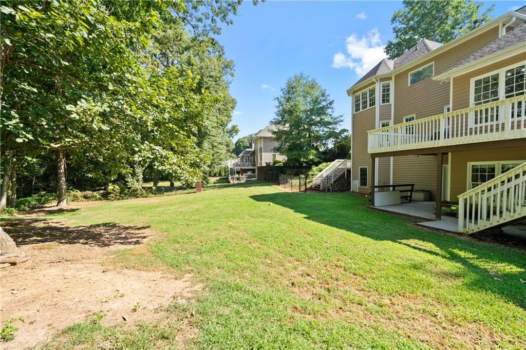 3882 Silk Leaf Way