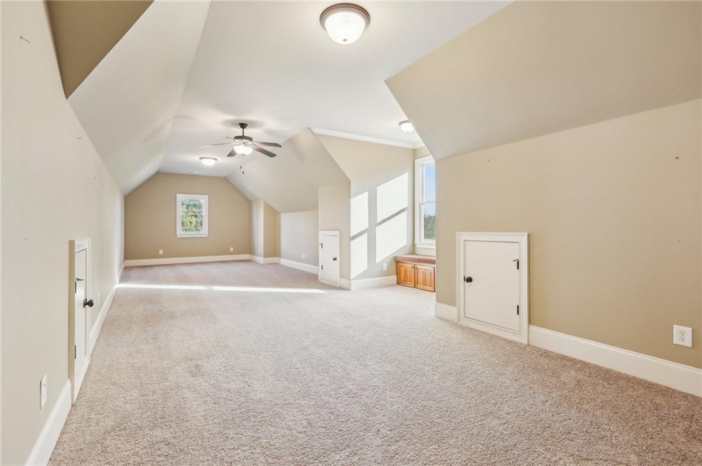 1040 W Magnolia Loop