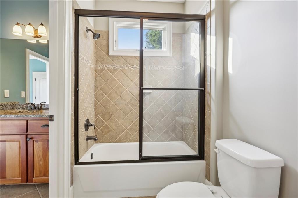 1040 W Magnolia Loop