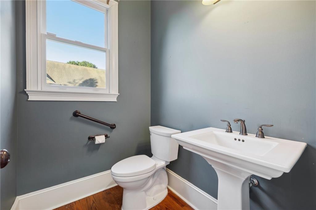 1040 W Magnolia Loop