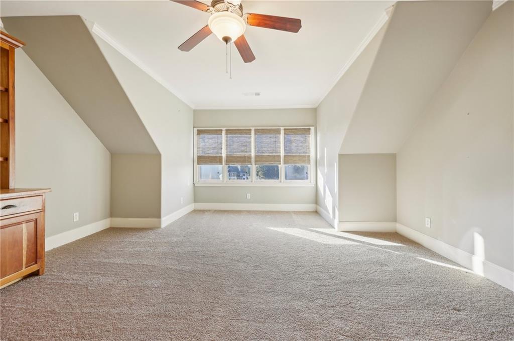1040 W Magnolia Loop