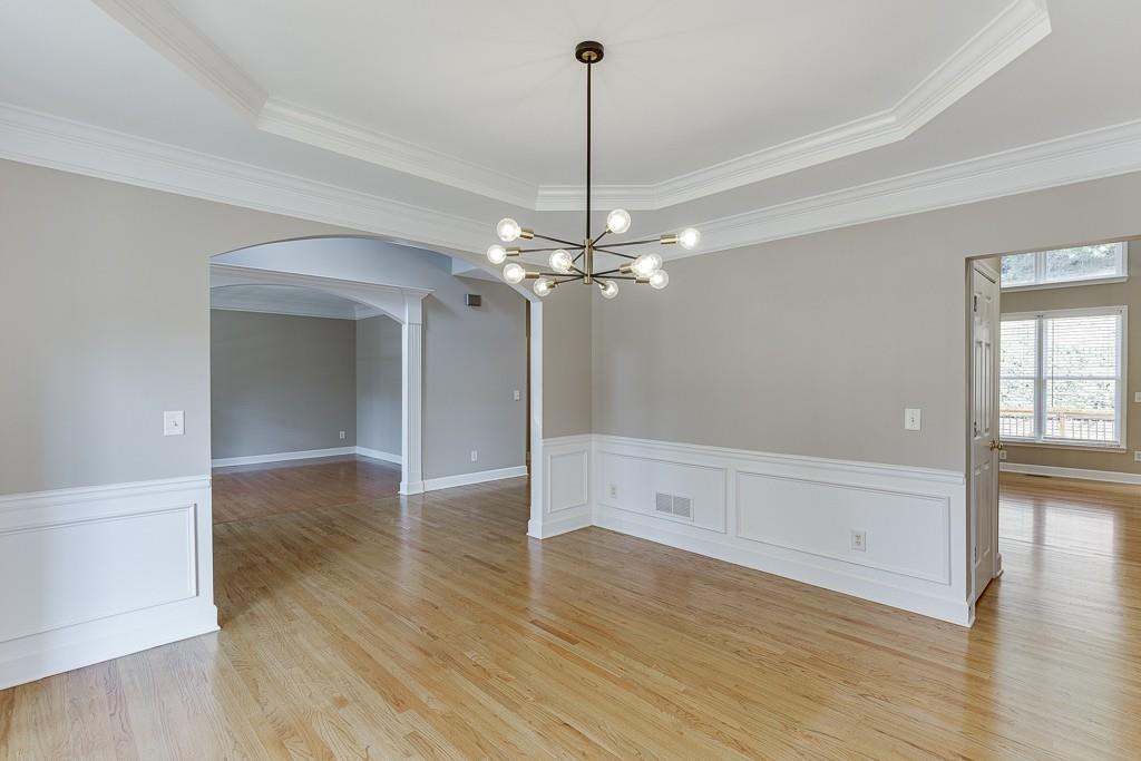 527 Streamwood Ivy Trail