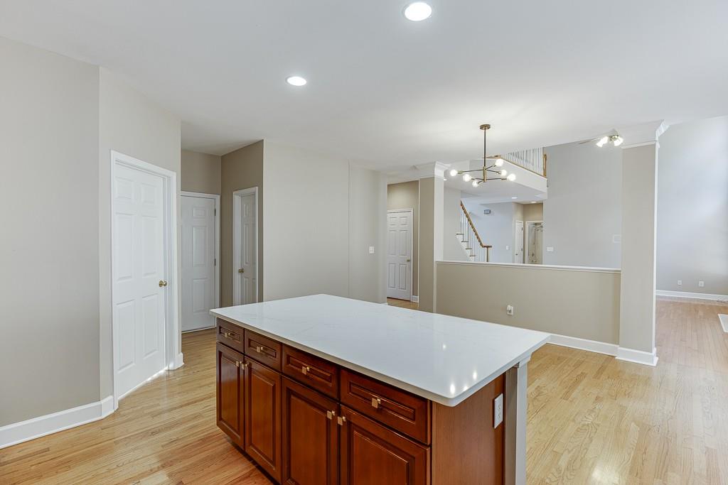 527 Streamwood Ivy Trail