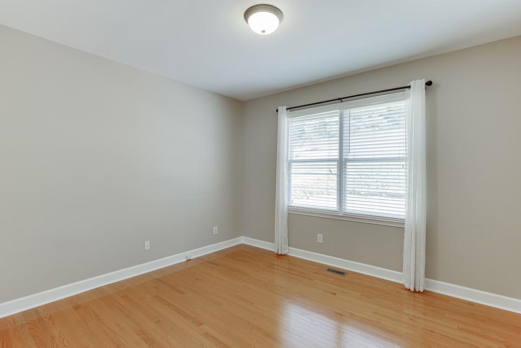 527 Streamwood Ivy Trail
