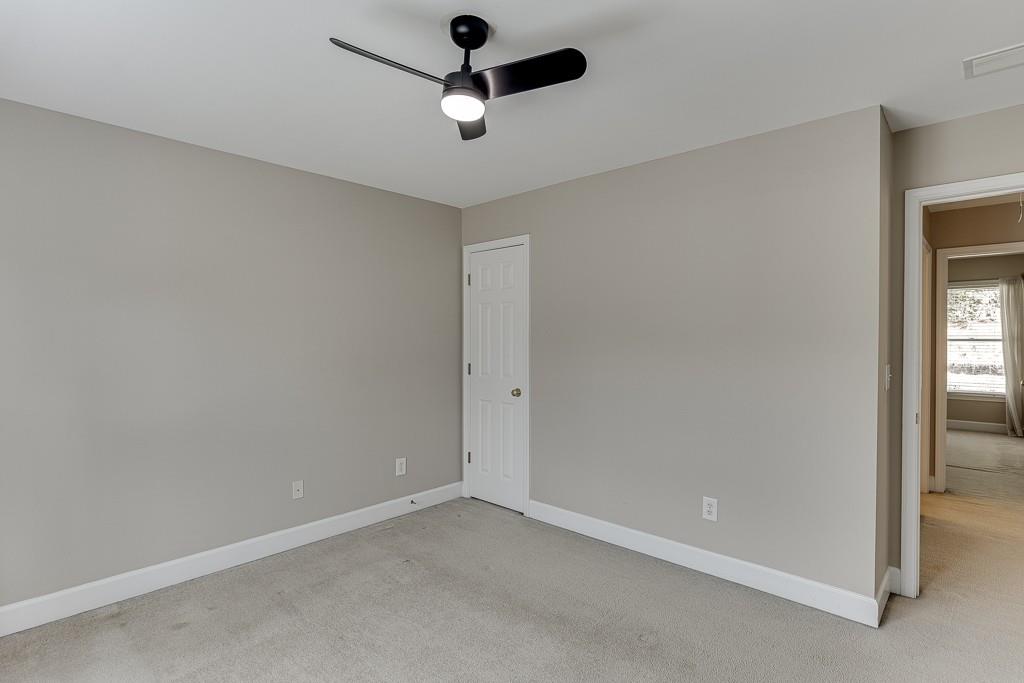 527 Streamwood Ivy Trail