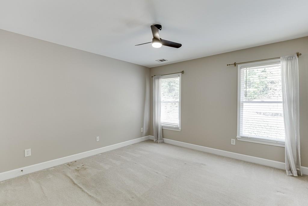 527 Streamwood Ivy Trail