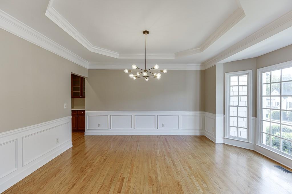 527 Streamwood Ivy Trail
