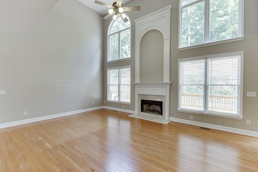 527 Streamwood Ivy Trail