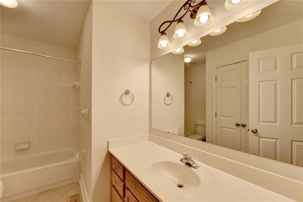 3740 Glennvale Court