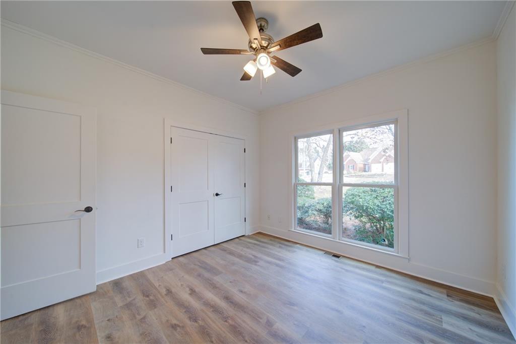 1820 Juliette Lane