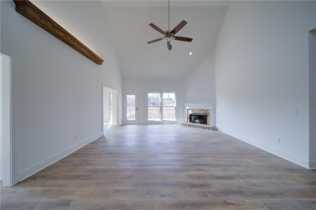 1820 Juliette Lane
