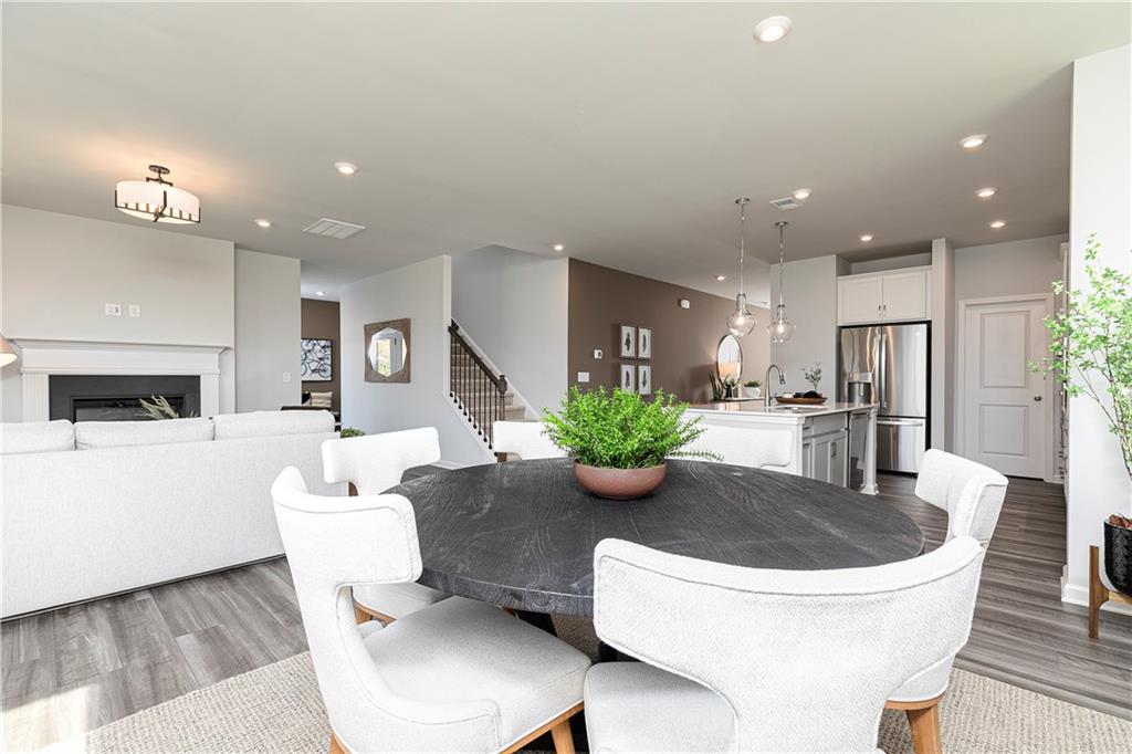 406 Newland Way