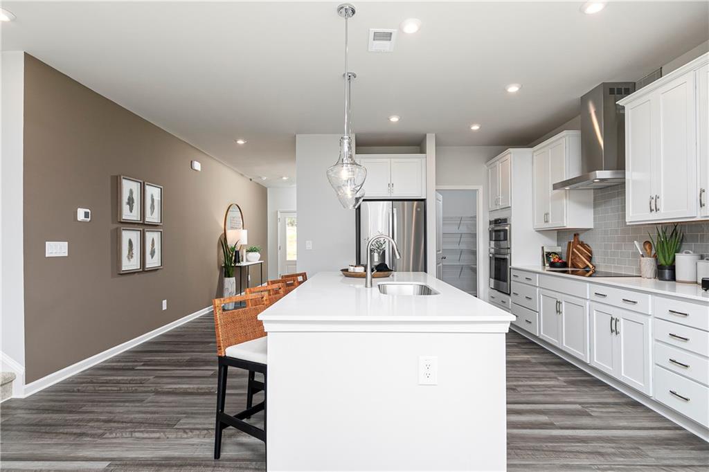 406 Newland Way