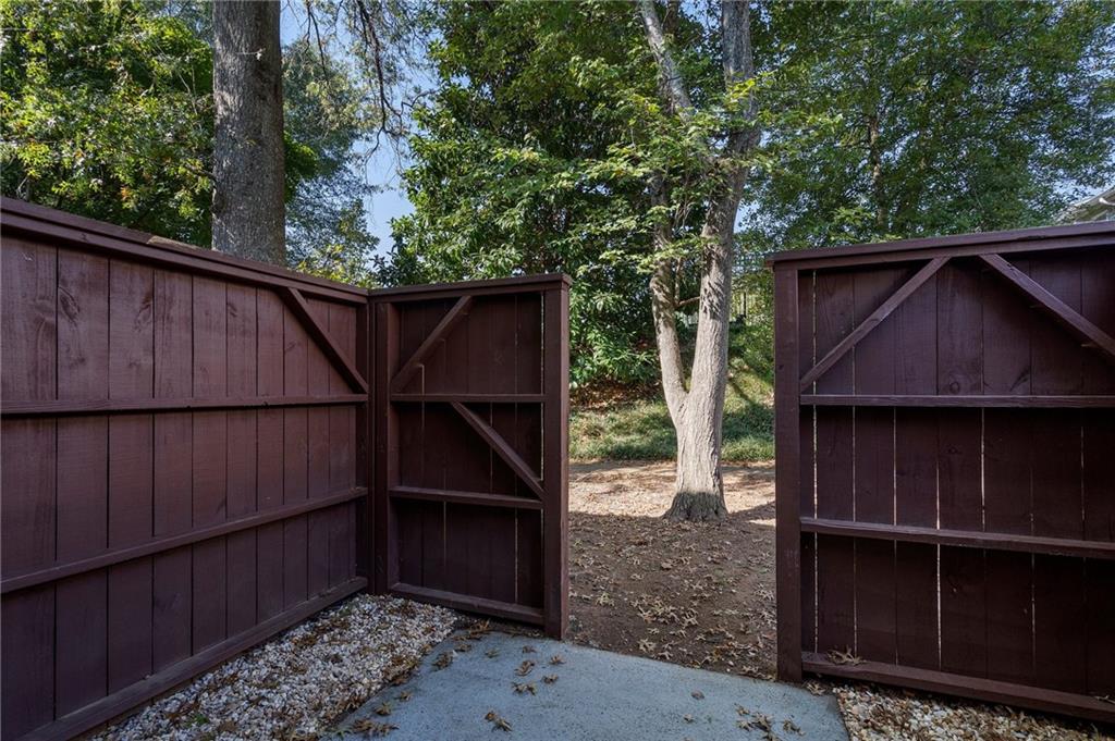 5067 Meadow Lane