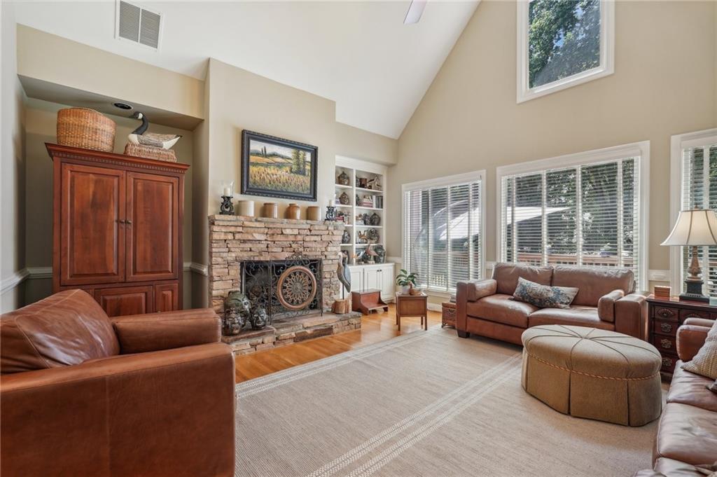 11050 Wilshire Chase Drive