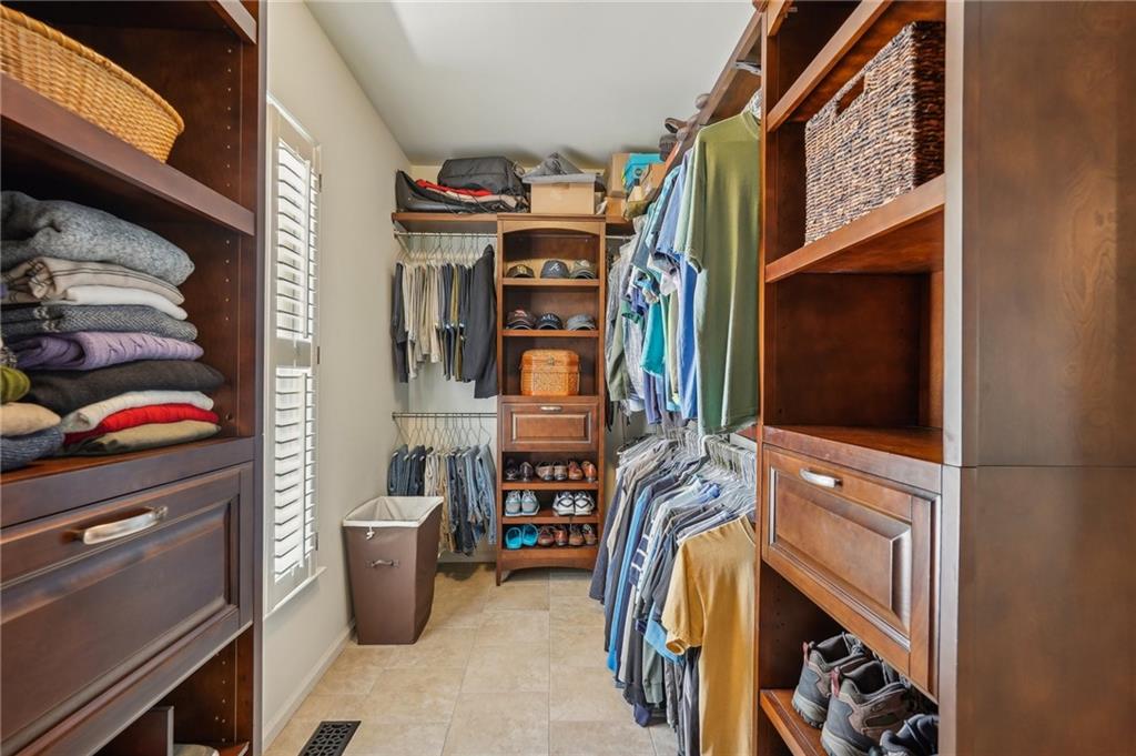 11050 Wilshire Chase Drive