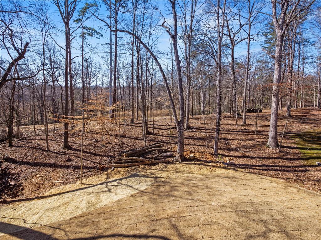 1540 Woodland Court