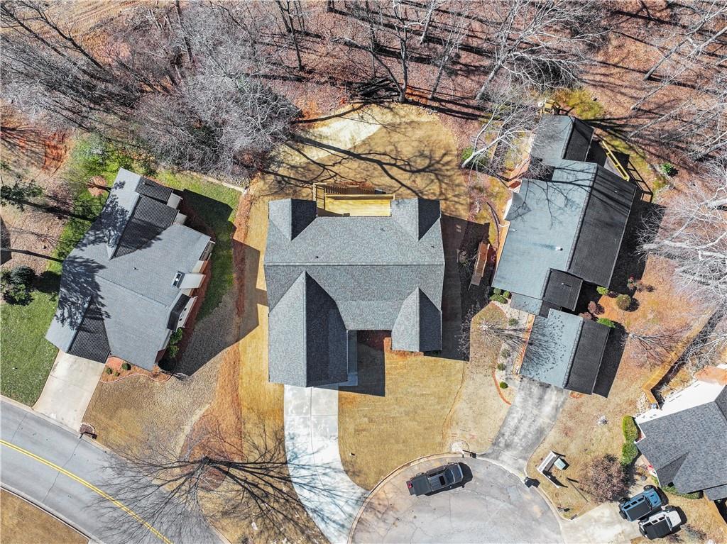 1540 Woodland Court